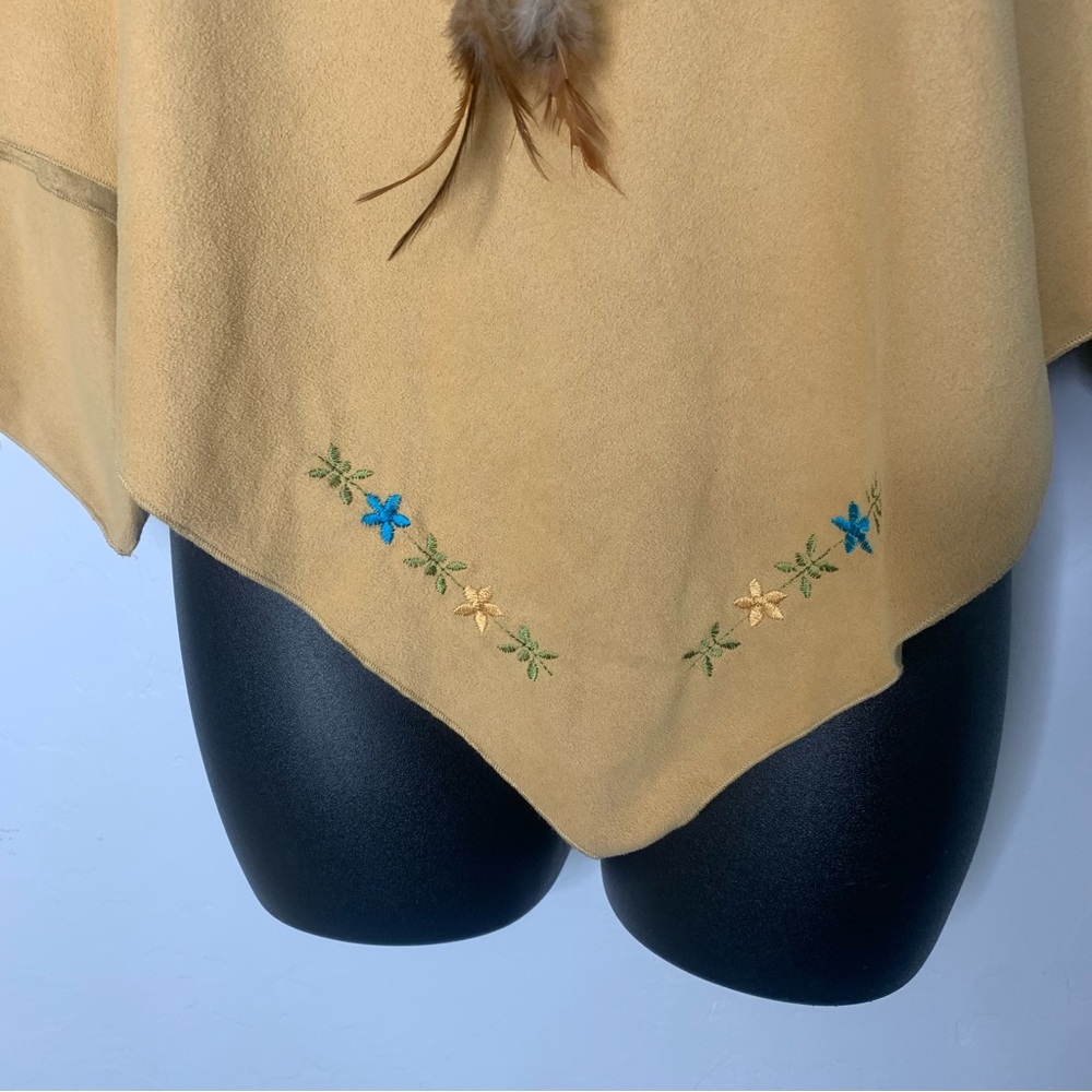 Miss Me Western Boho Faux Suede Embroidered Tassel Feather Blouse Medium - Picture 6 of 12